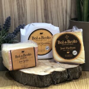 Lote básico – 1 Queso Miguel Guillén + 3 cuñas (José Pardina, José Grillo, Gavarnie) (Suscripción trimestral)